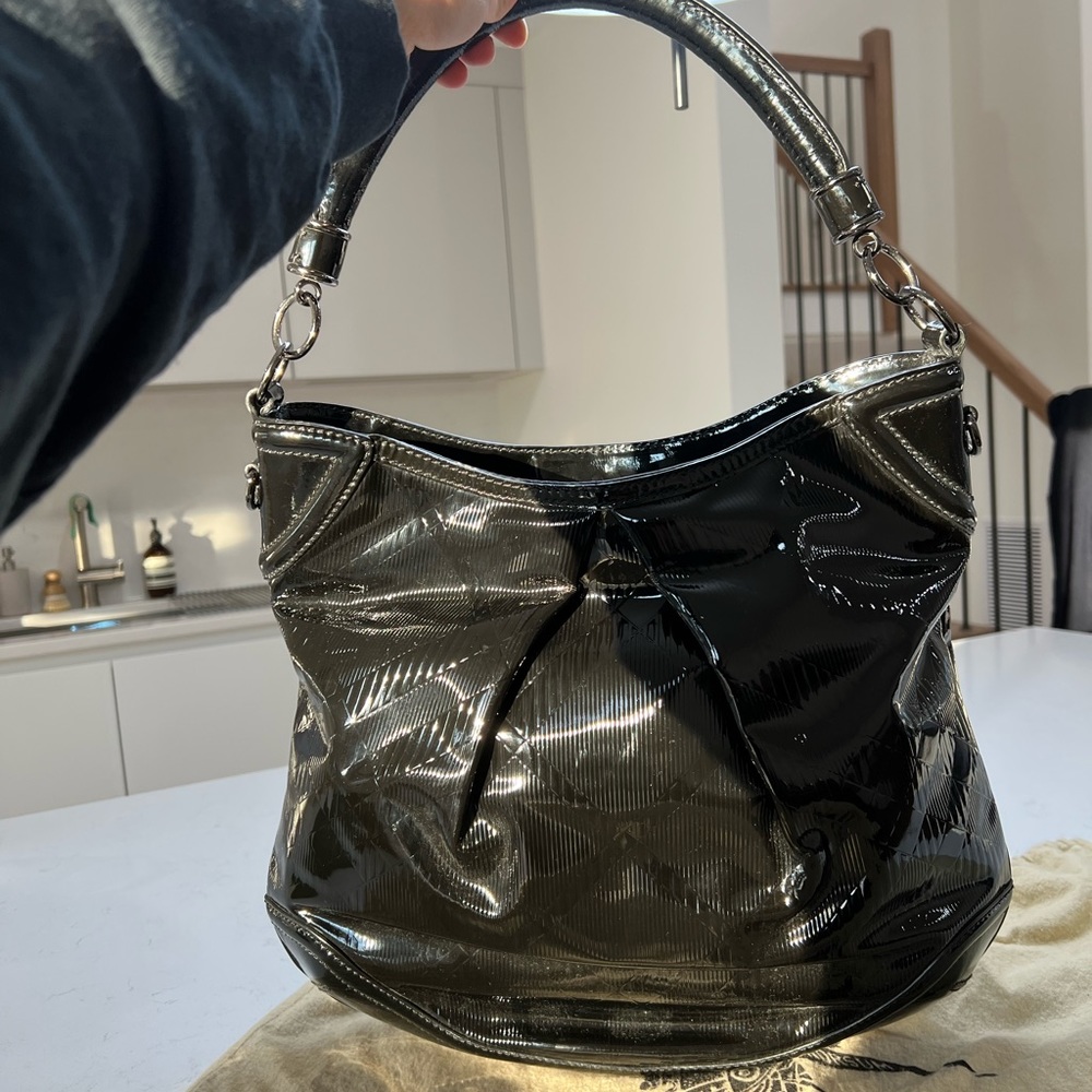 Burberry Patent leather bag (new!)